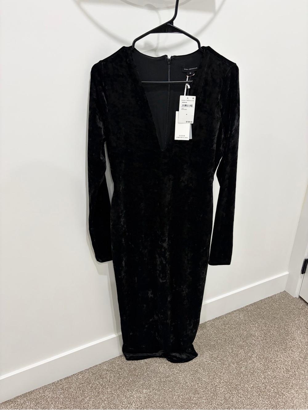 Good American Black Velvet Long-Sleeve V-Neck Midi Dress